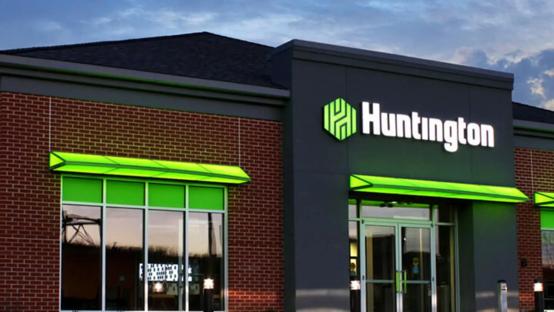 Huntington Bank Near Me & Hours Guide by Banks-detail.com